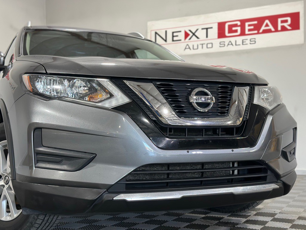 2017 Nissan Rogue Image 4