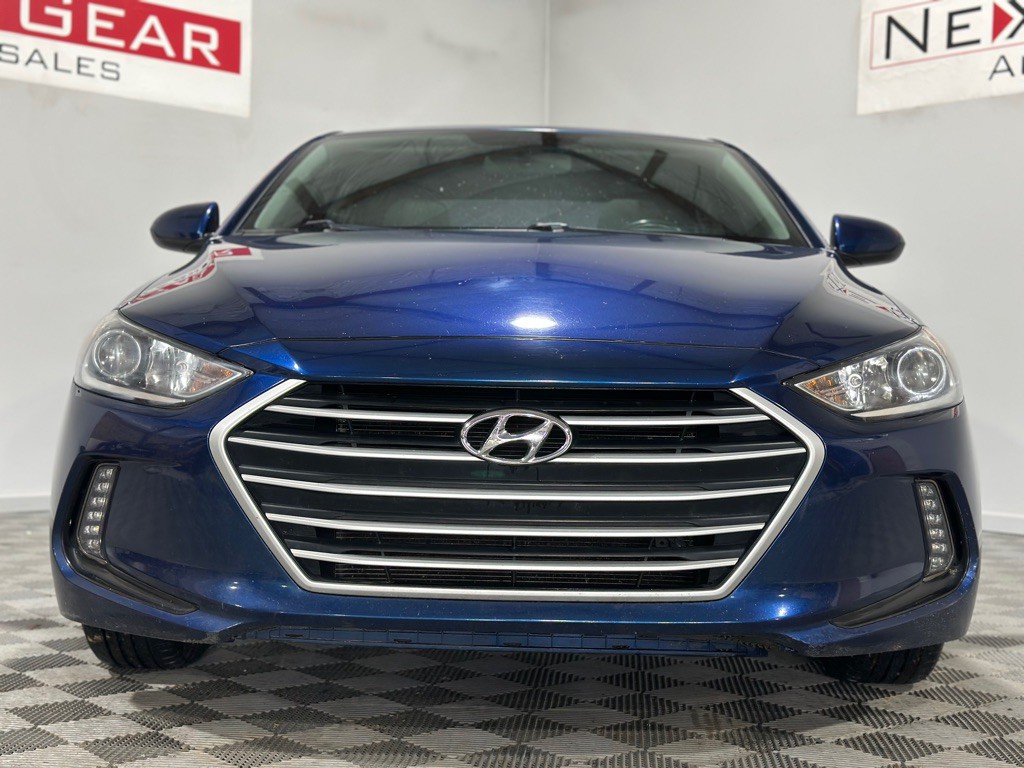2018 Hyundai Elantra Image 4