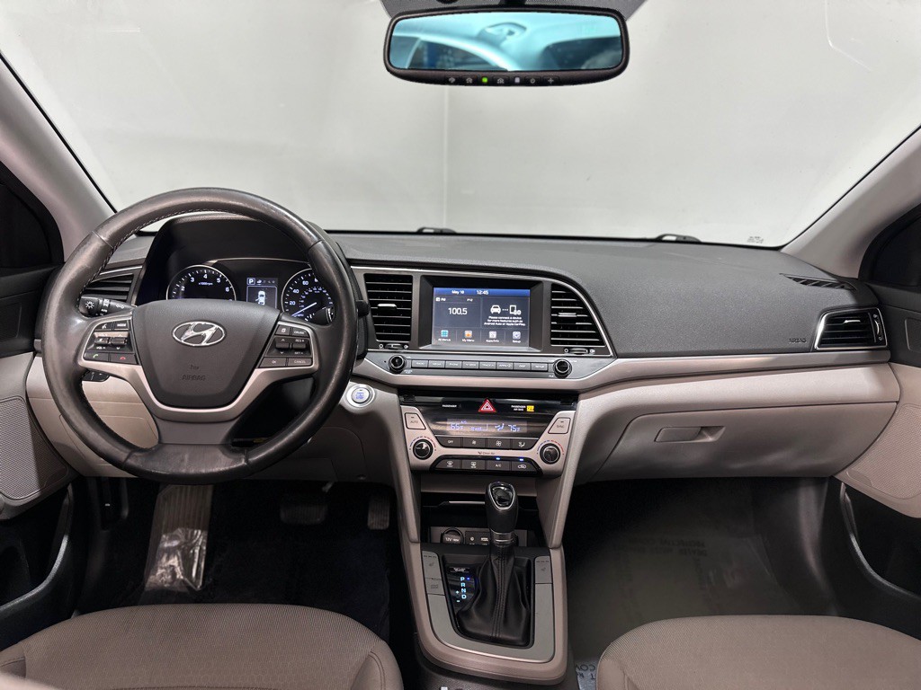 2018 Hyundai Elantra Image 12