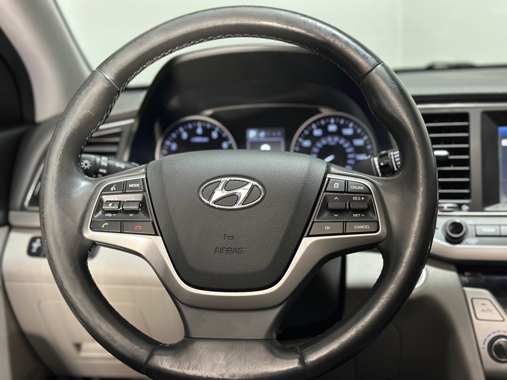 2018 Hyundai Elantra Image 14