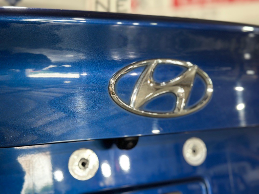 2018 Hyundai Elantra Image 36