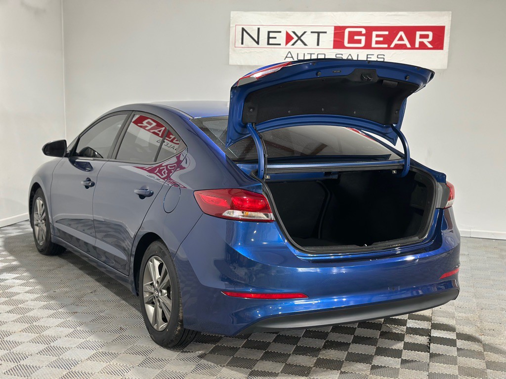 2018 Hyundai Elantra Image 37