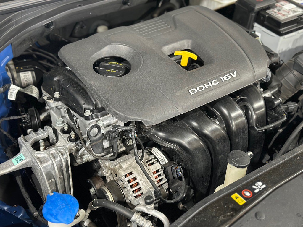 2018 Hyundai Elantra Image 40