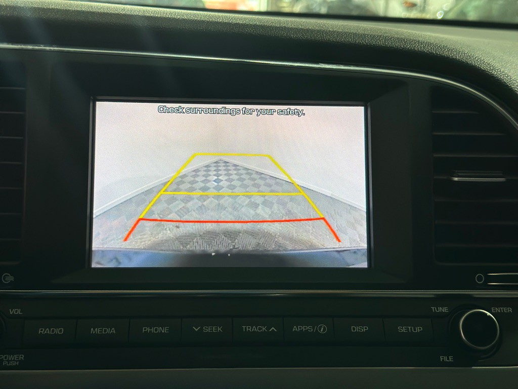 2018 Hyundai Elantra Image 20
