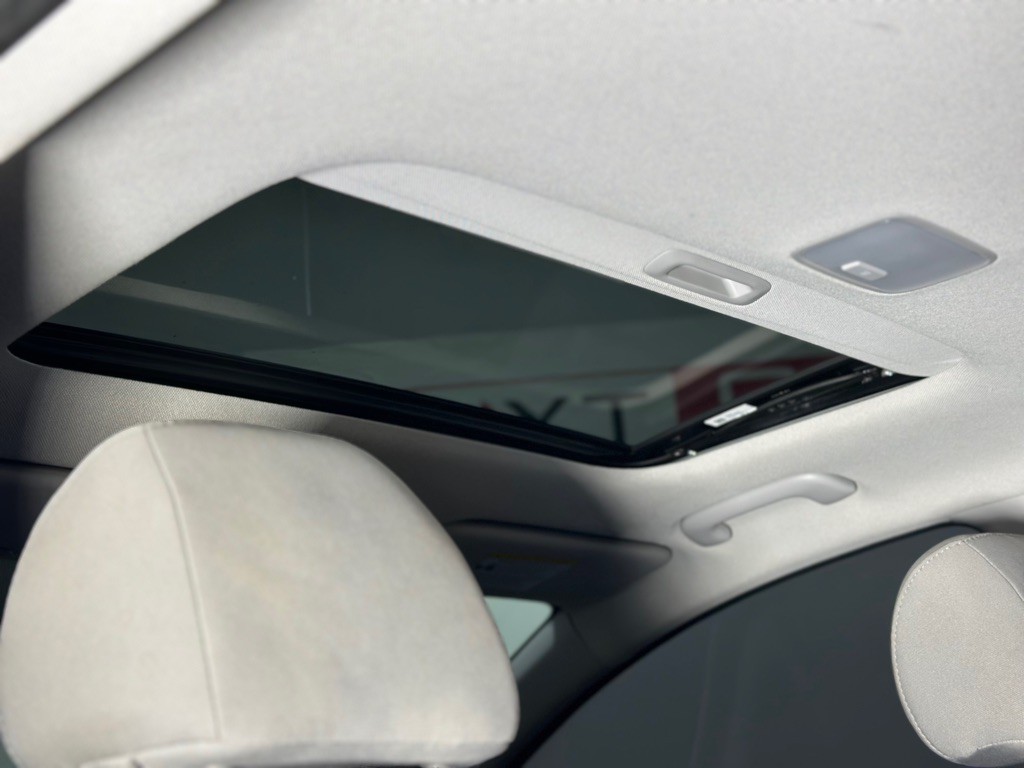 2018 Hyundai Elantra Image 21