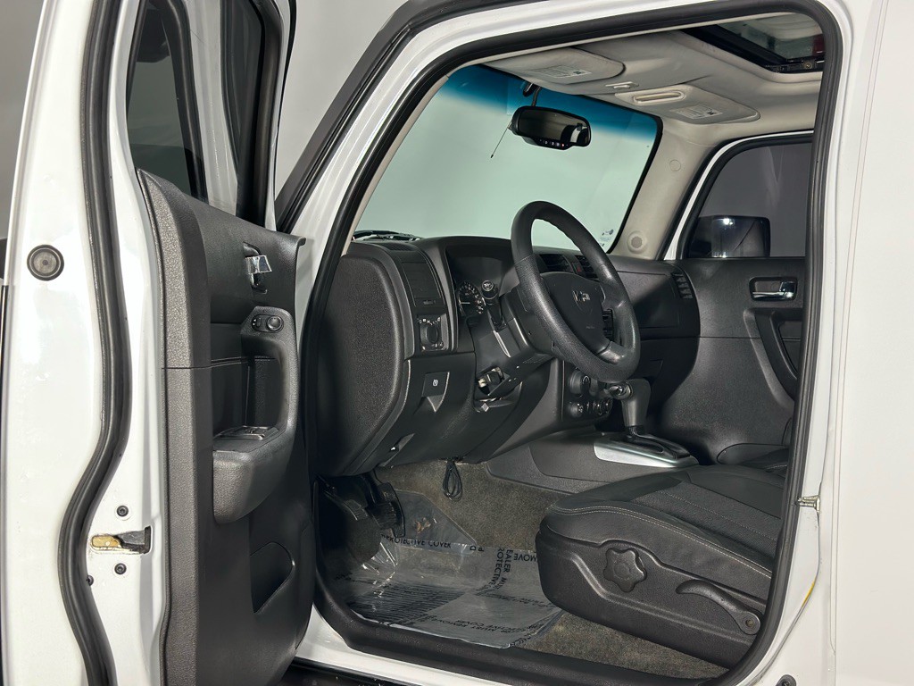 2006 HUMMER H3 Image 9