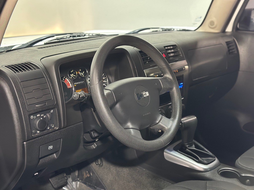 2006 HUMMER H3 Image 22