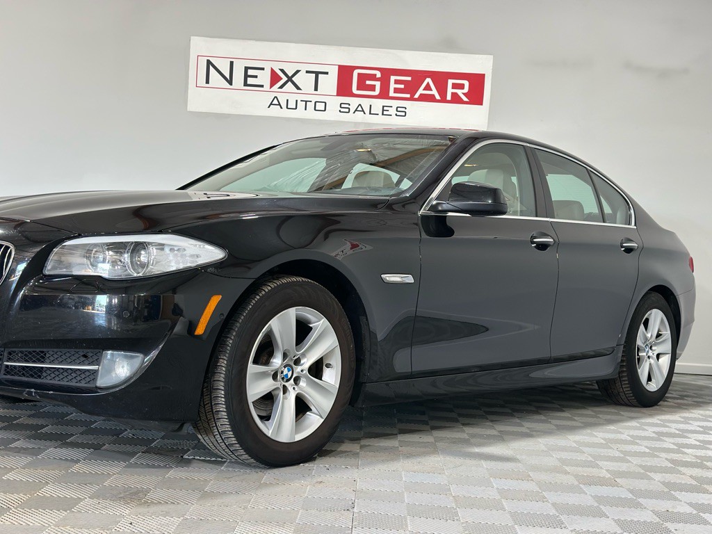 2013 BMW 5 Series Image 5