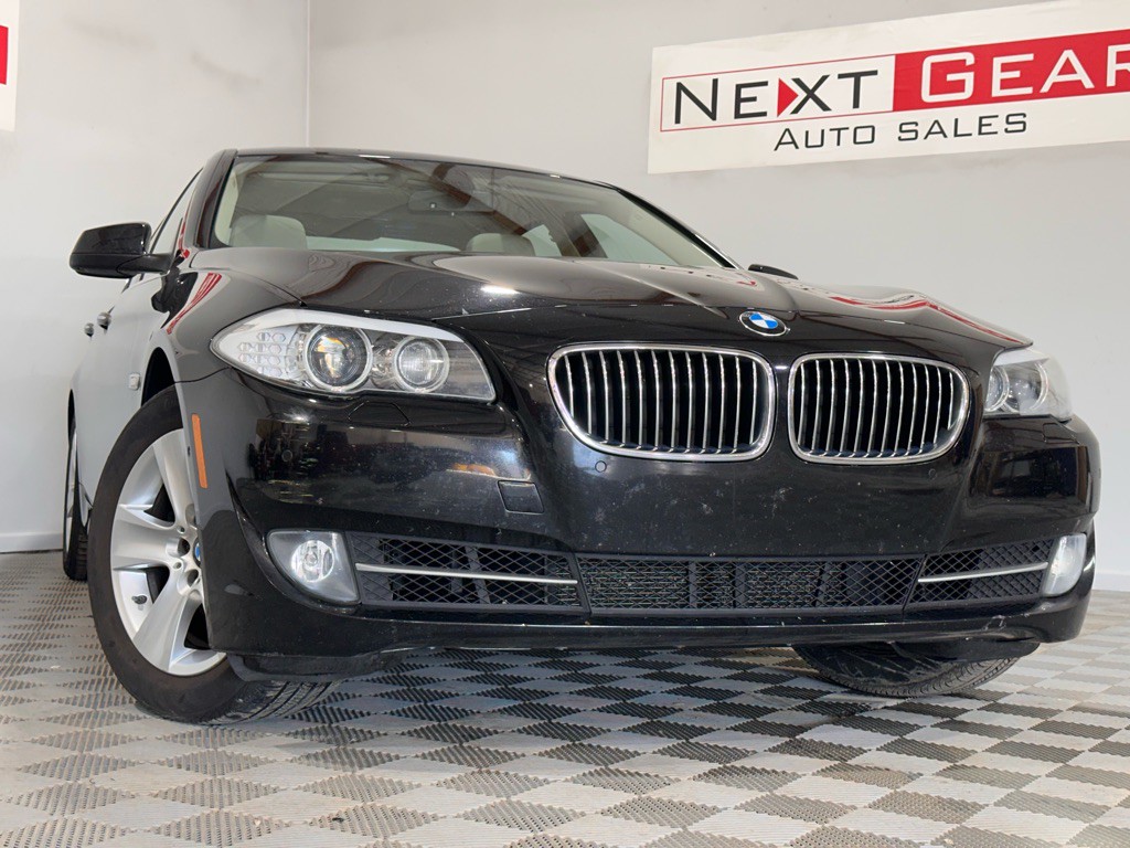 2013 BMW 5 Series Image 3