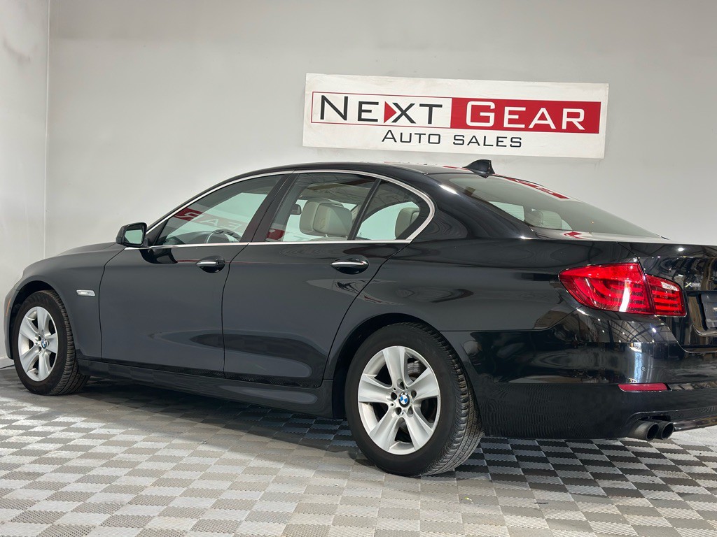 2013 BMW 5 Series Image 6