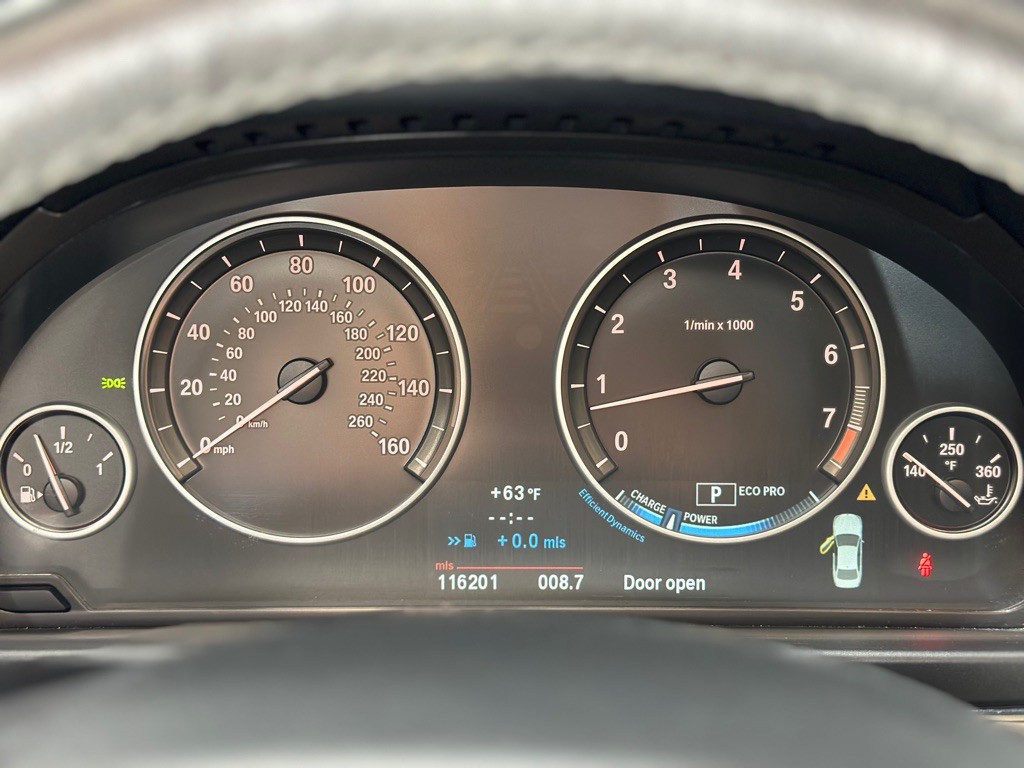 2013 BMW 5 Series Image 12