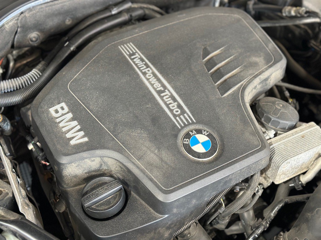 2013 BMW 5 Series Image 45