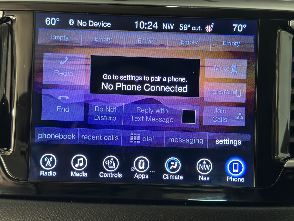 2017 Chrysler Pacifica Image 33