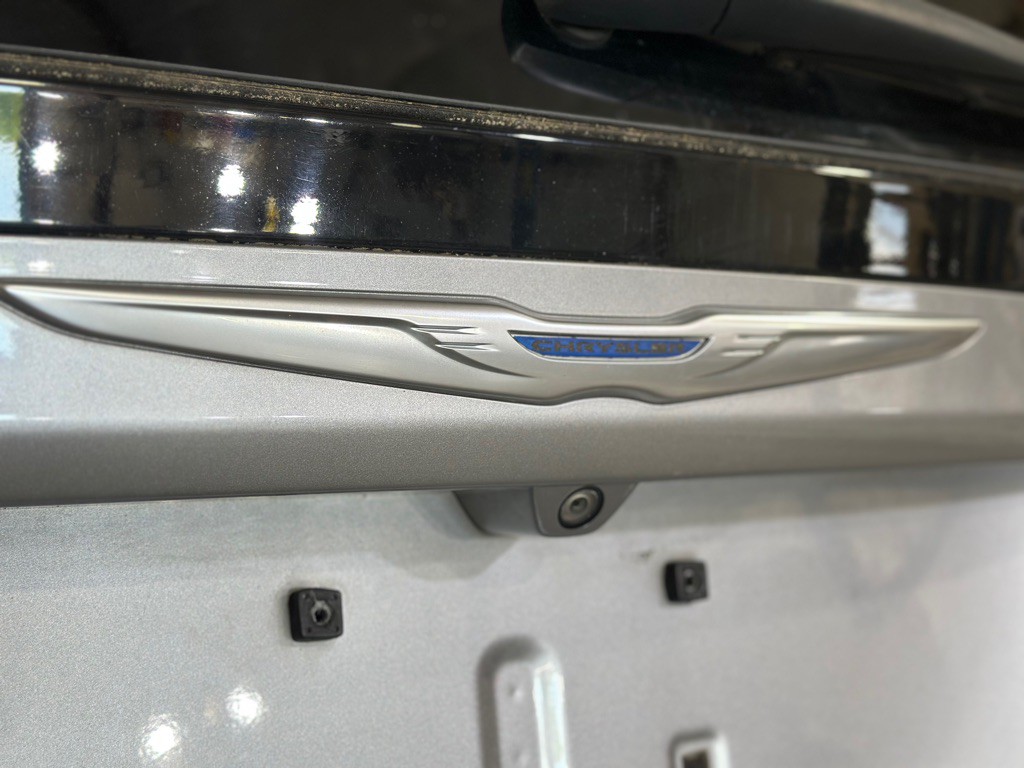 2017 Chrysler Pacifica Image 40