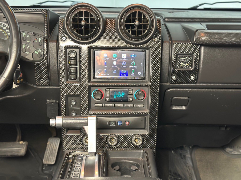 2006 HUMMER H2 Image 16