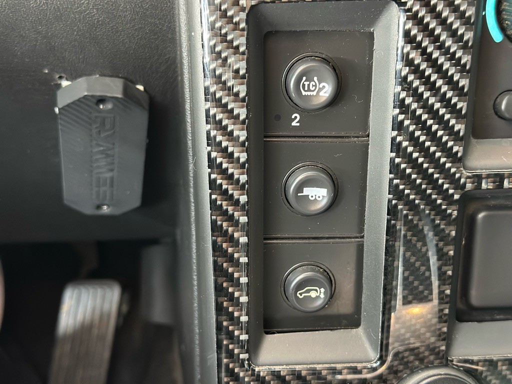 2006 HUMMER H2 Image 20