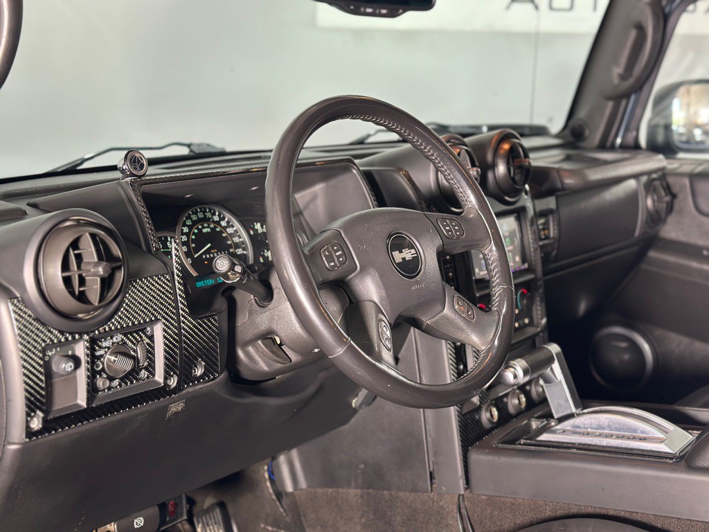 2006 HUMMER H2 Image 33