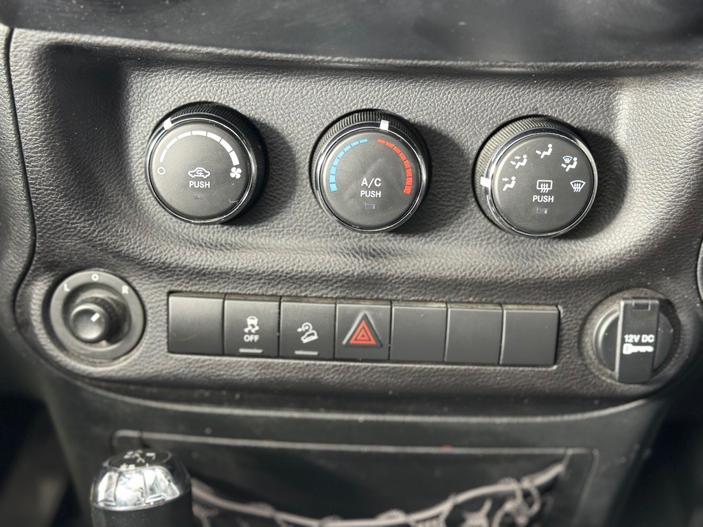 2017 Jeep Wrangler Unlimited Image 18