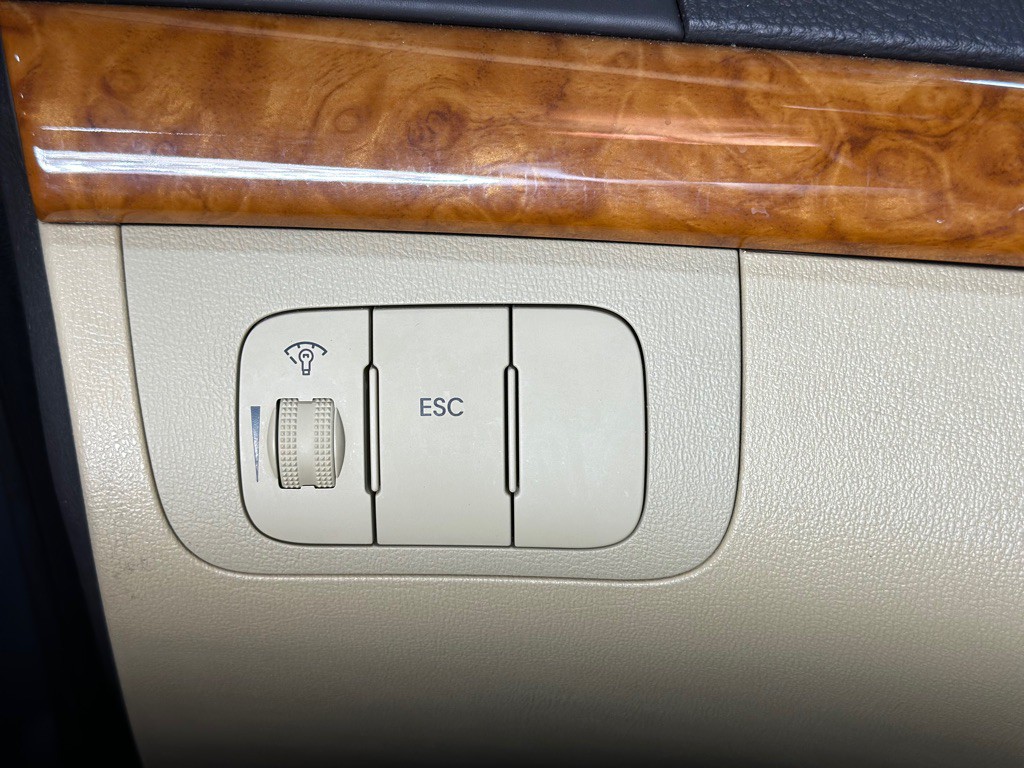 2009 Hyundai Sonata Image 26