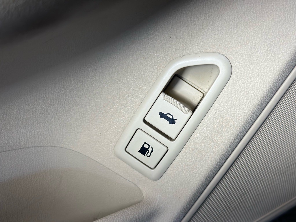 2009 Hyundai Sonata Image 28