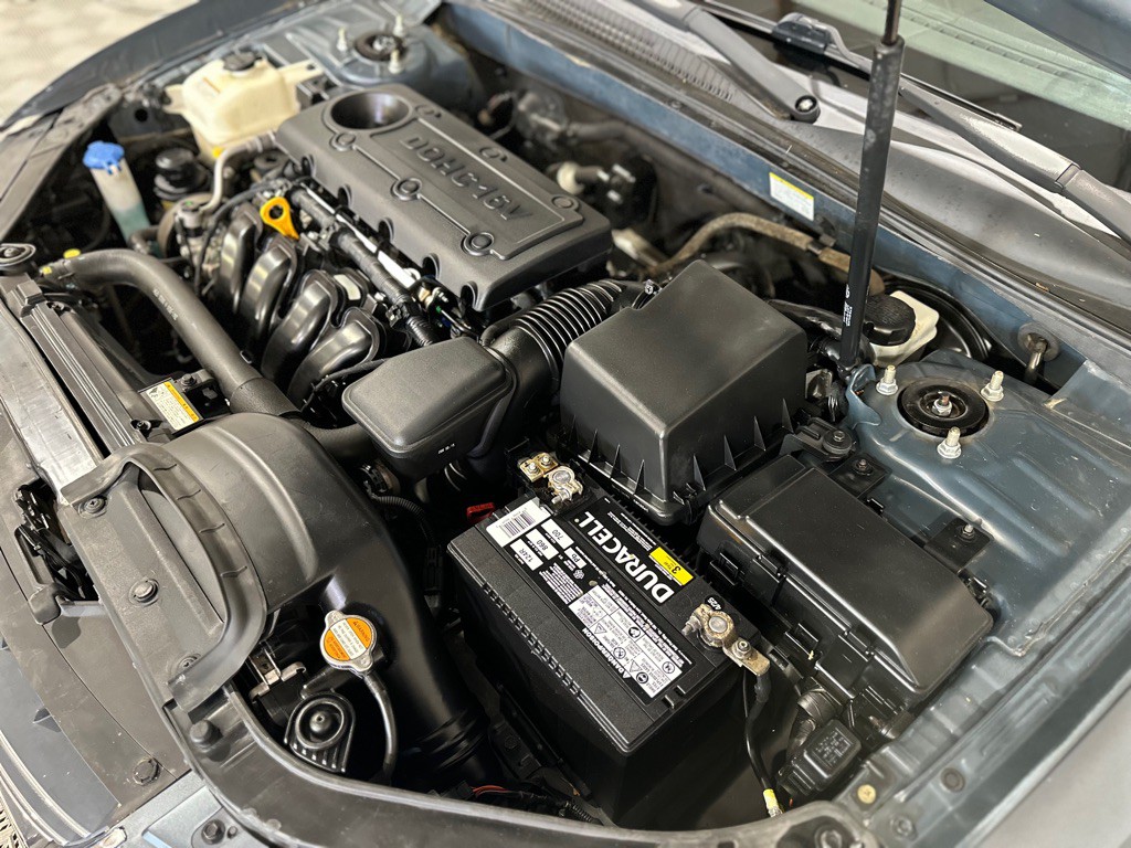 2009 Hyundai Sonata Image 33