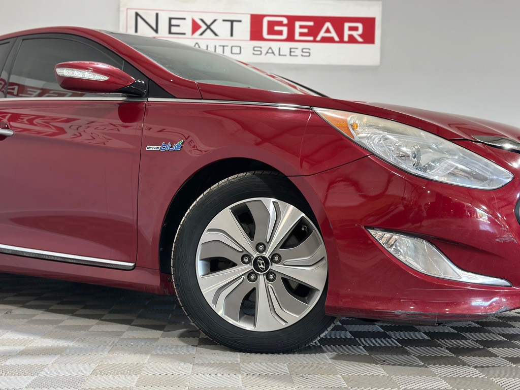 2015 Hyundai Sonata Image 3