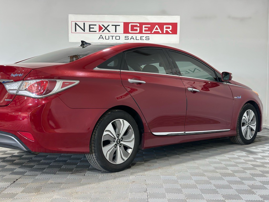 2015 Hyundai Sonata Image 9