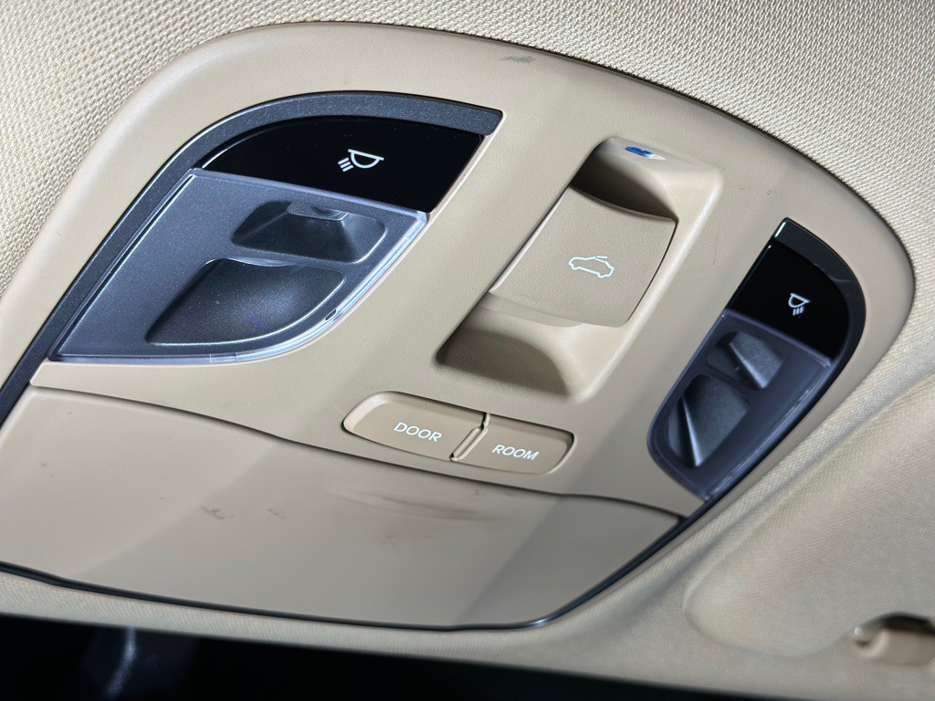2015 Hyundai Sonata Image 35