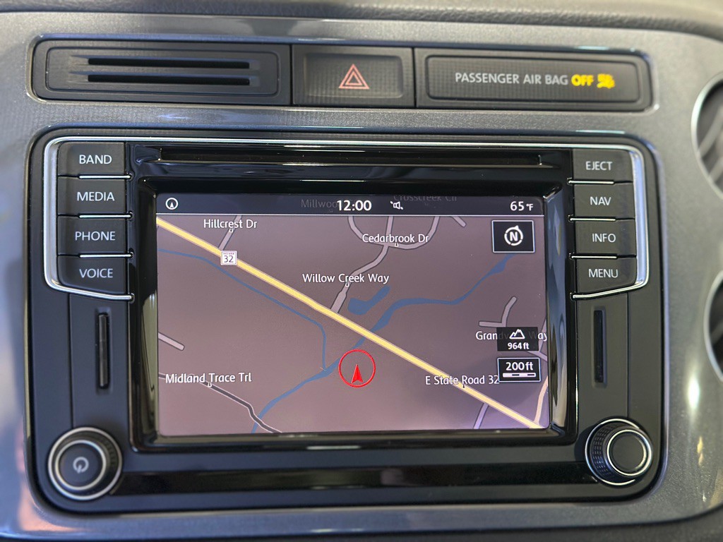 2017 Volkswagen Tiguan Image 14