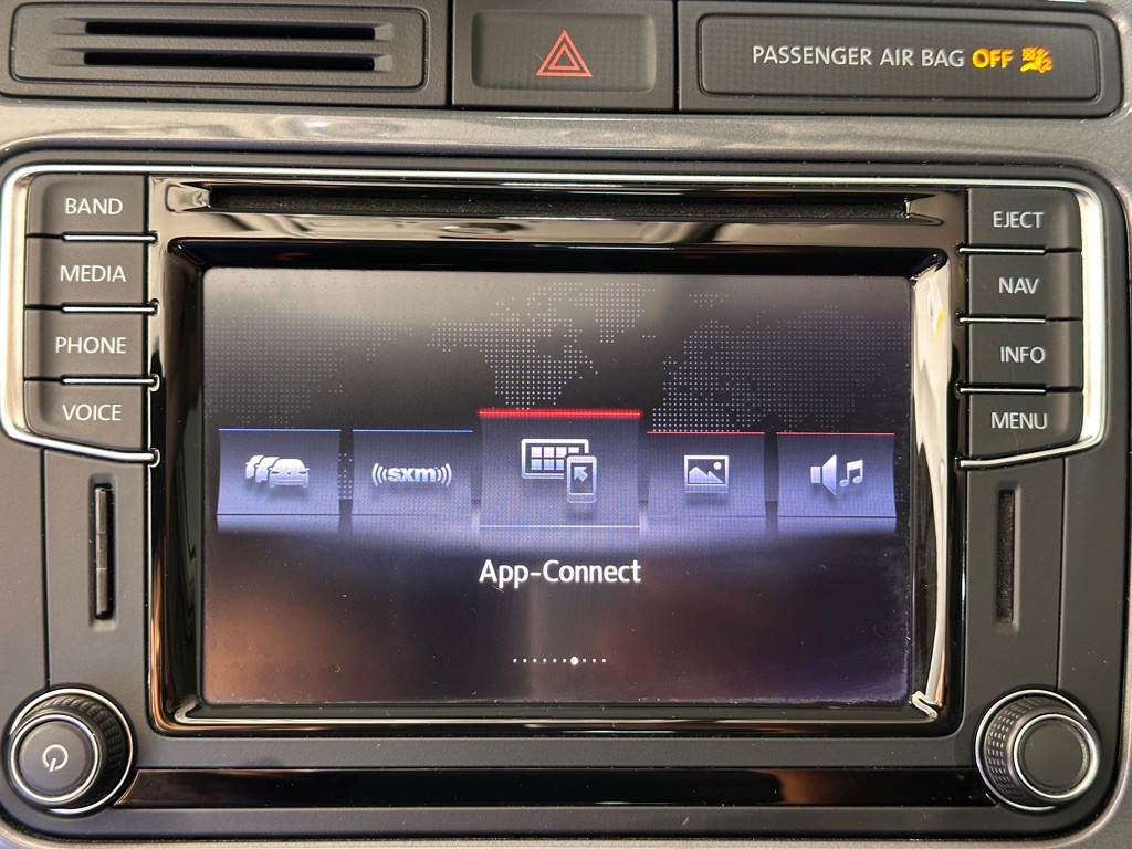 2017 Volkswagen Tiguan Image 15