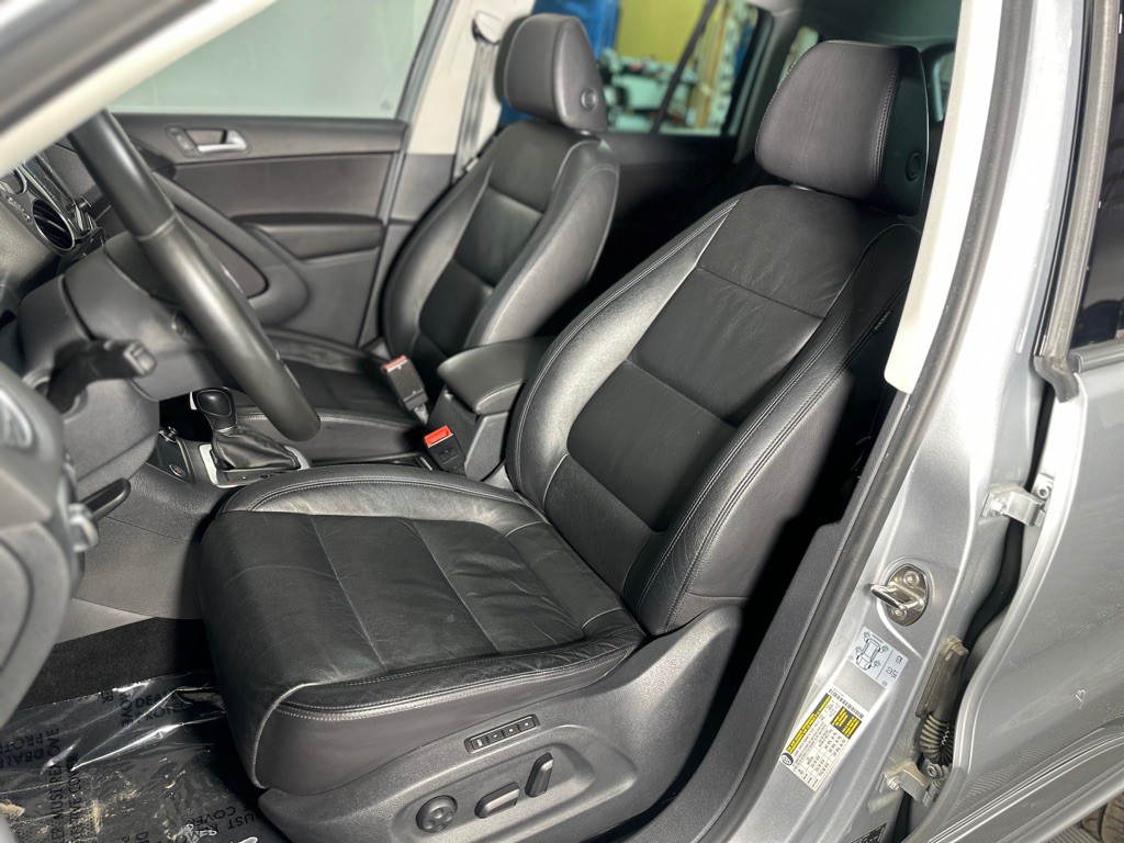 2017 Volkswagen Tiguan Image 25