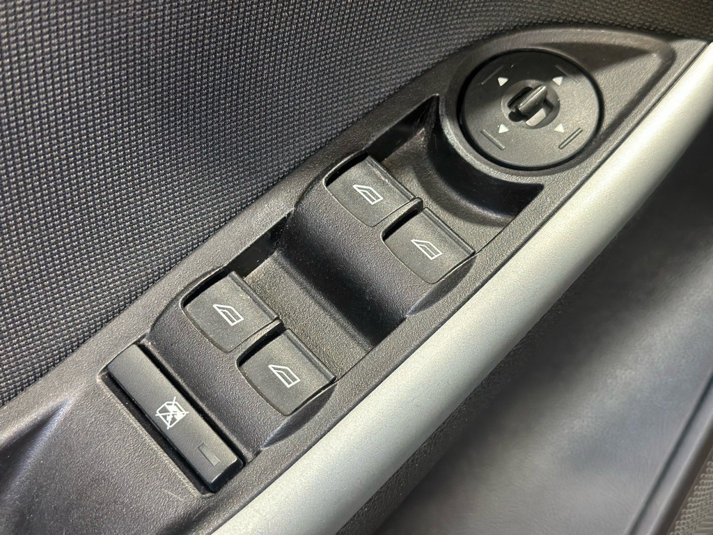 2014 Ford Focus Image 28