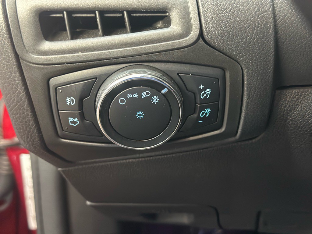 2014 Ford Focus Image 29