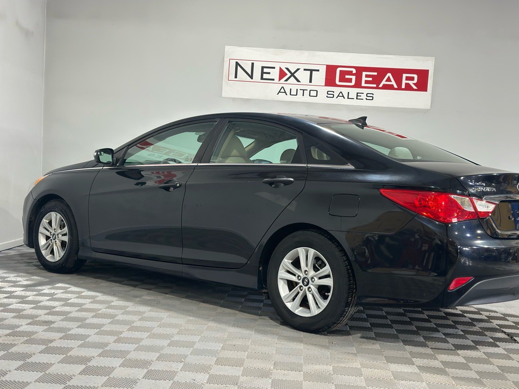 2014 Hyundai Sonata Image 6