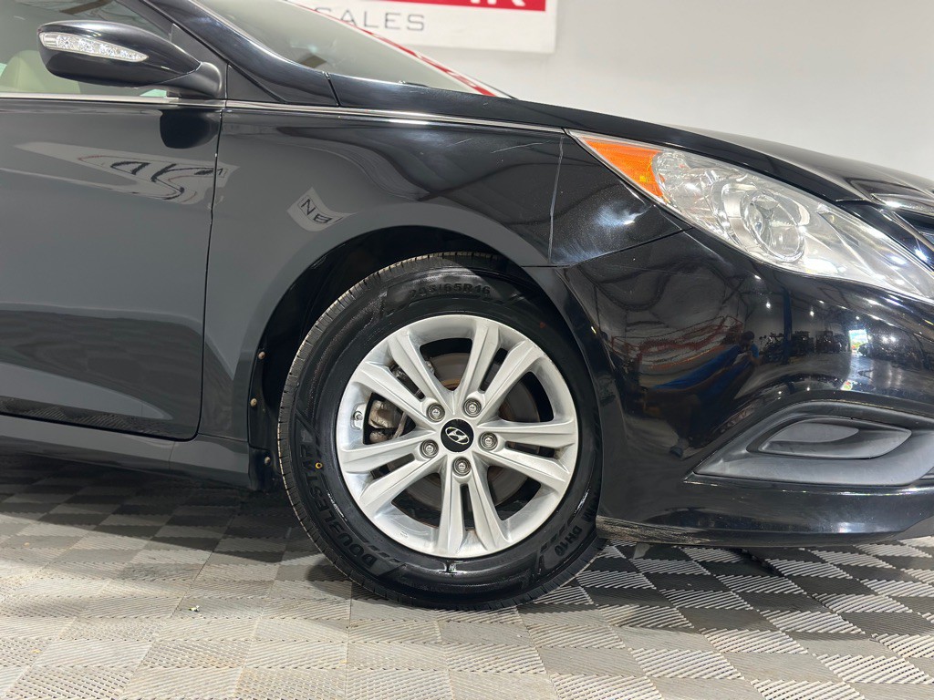 2014 Hyundai Sonata Image 34