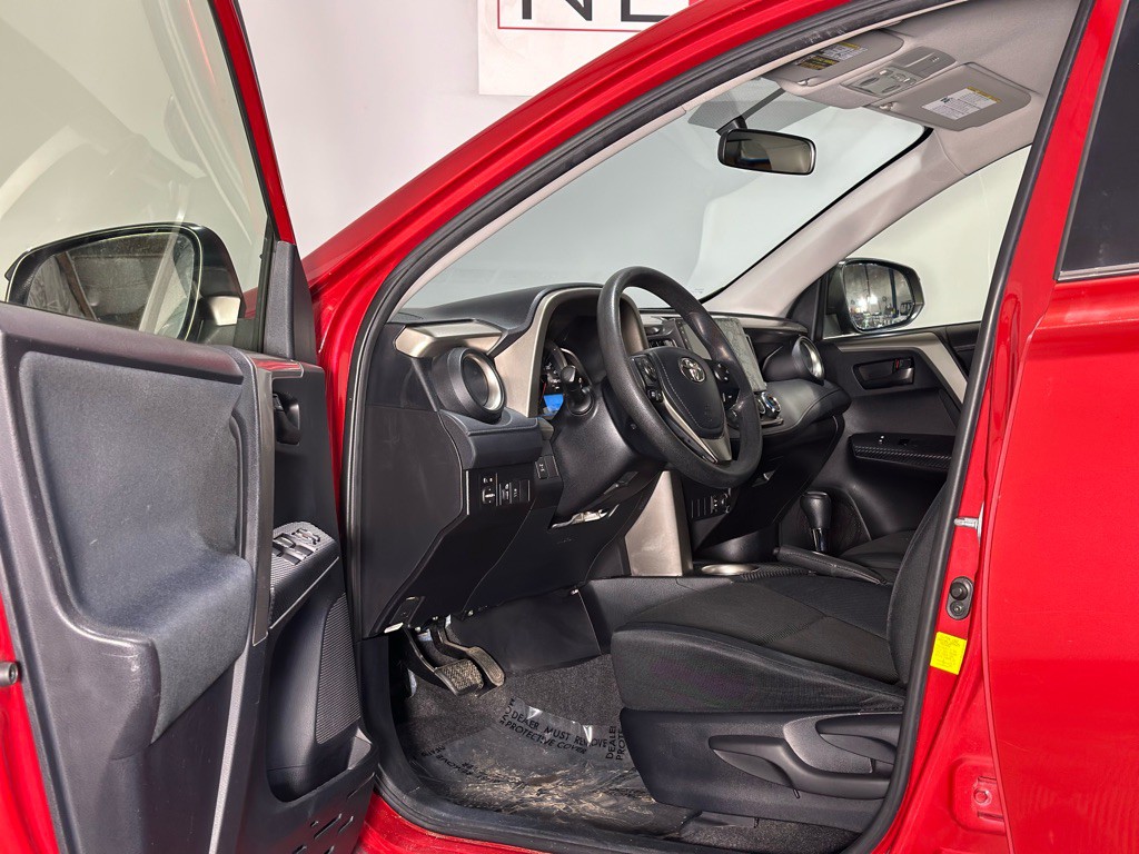 2014 Toyota Rav4 Image 9