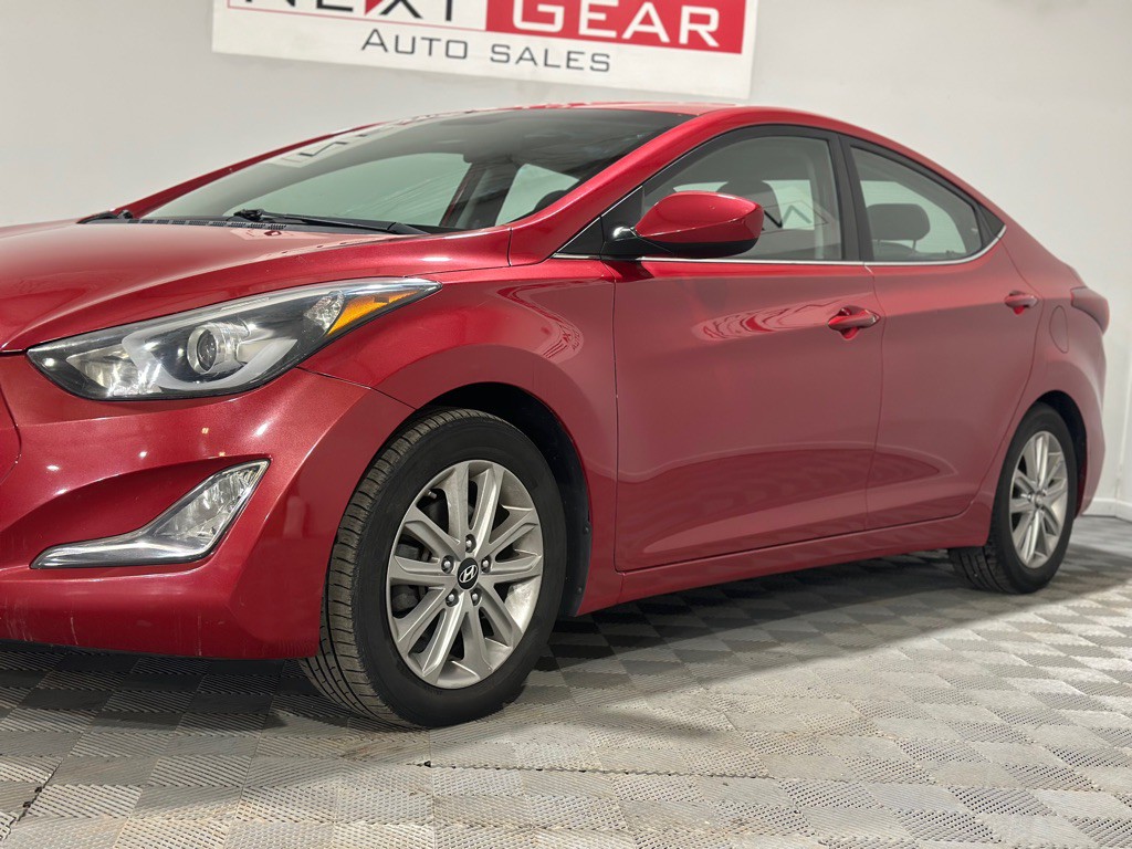 2015 Hyundai Elantra Image 5