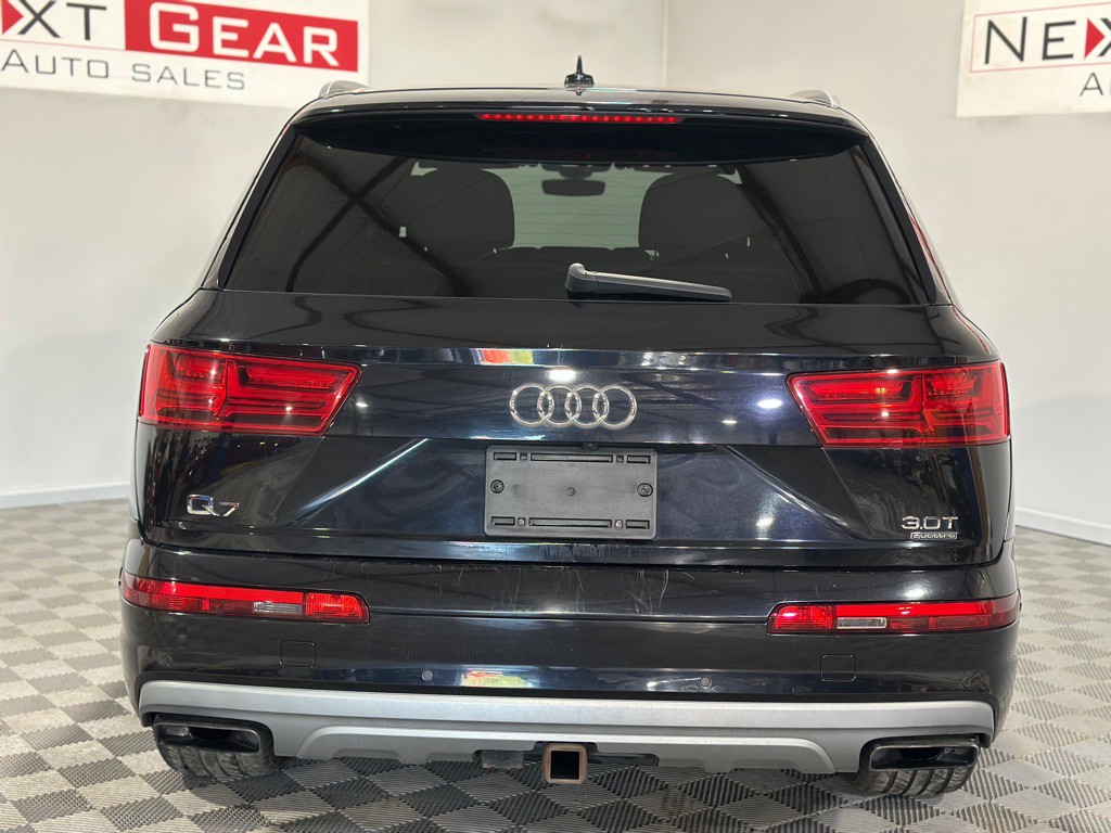 2017 Audi Q7 Image 8