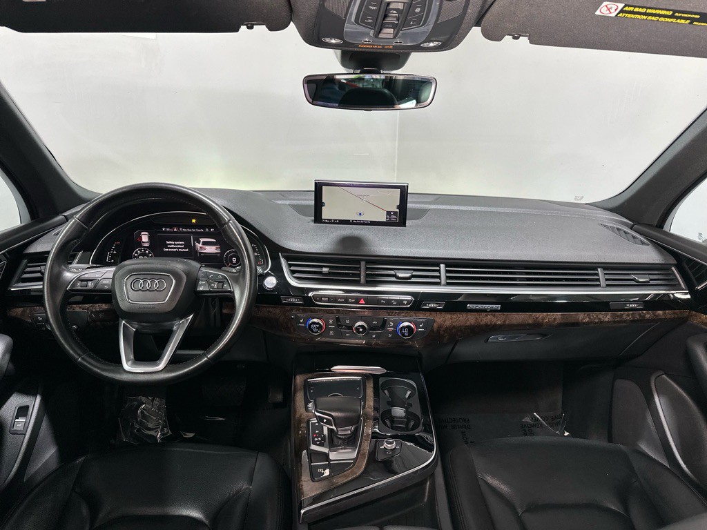 2017 Audi Q7 Image 12