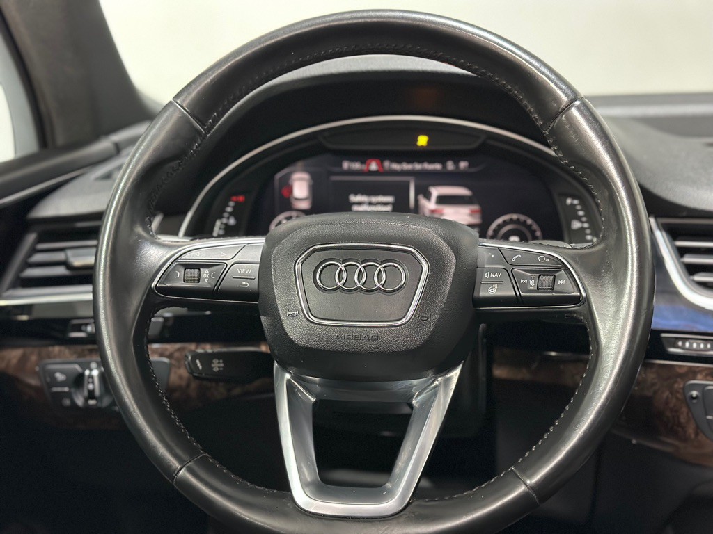 2017 Audi Q7 Image 14