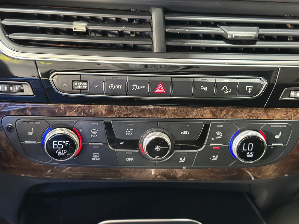 2017 Audi Q7 Image 18