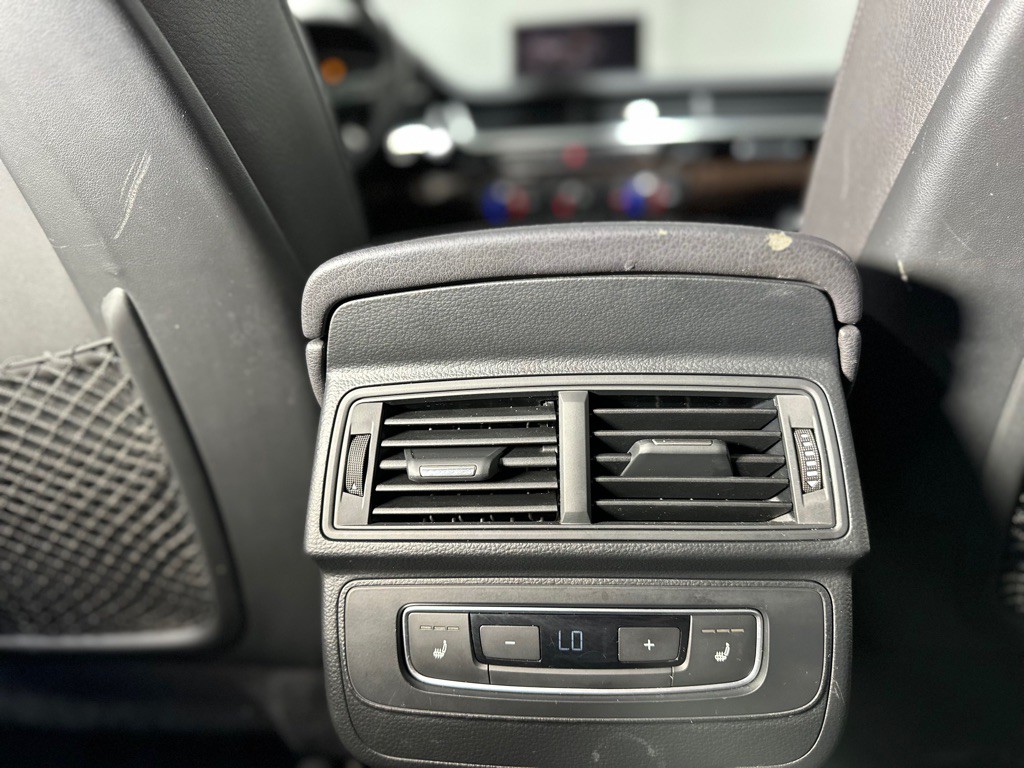 2017 Audi Q7 Image 33