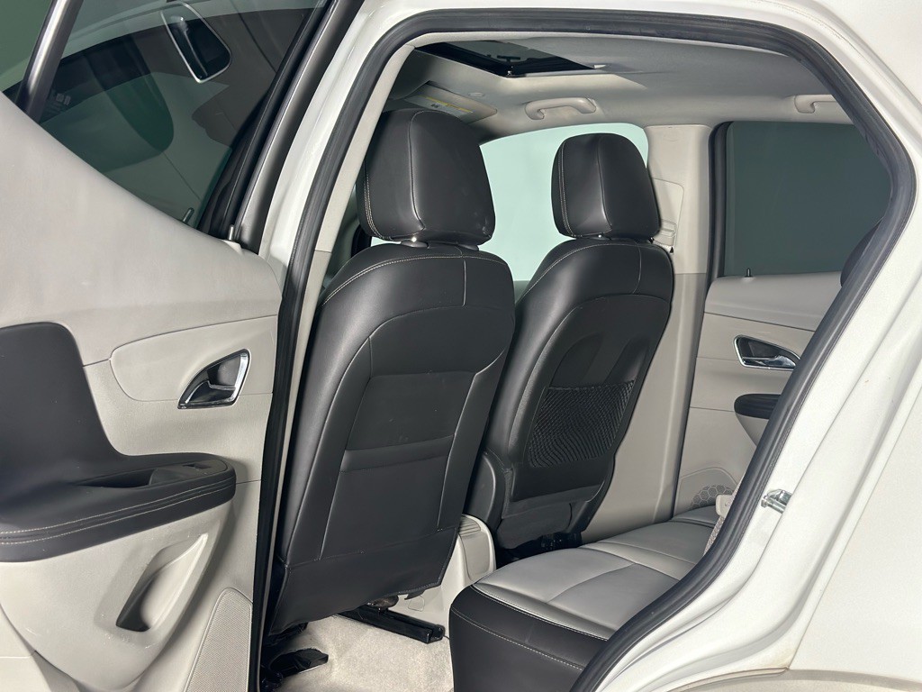 2015 Buick Enclave Image 11