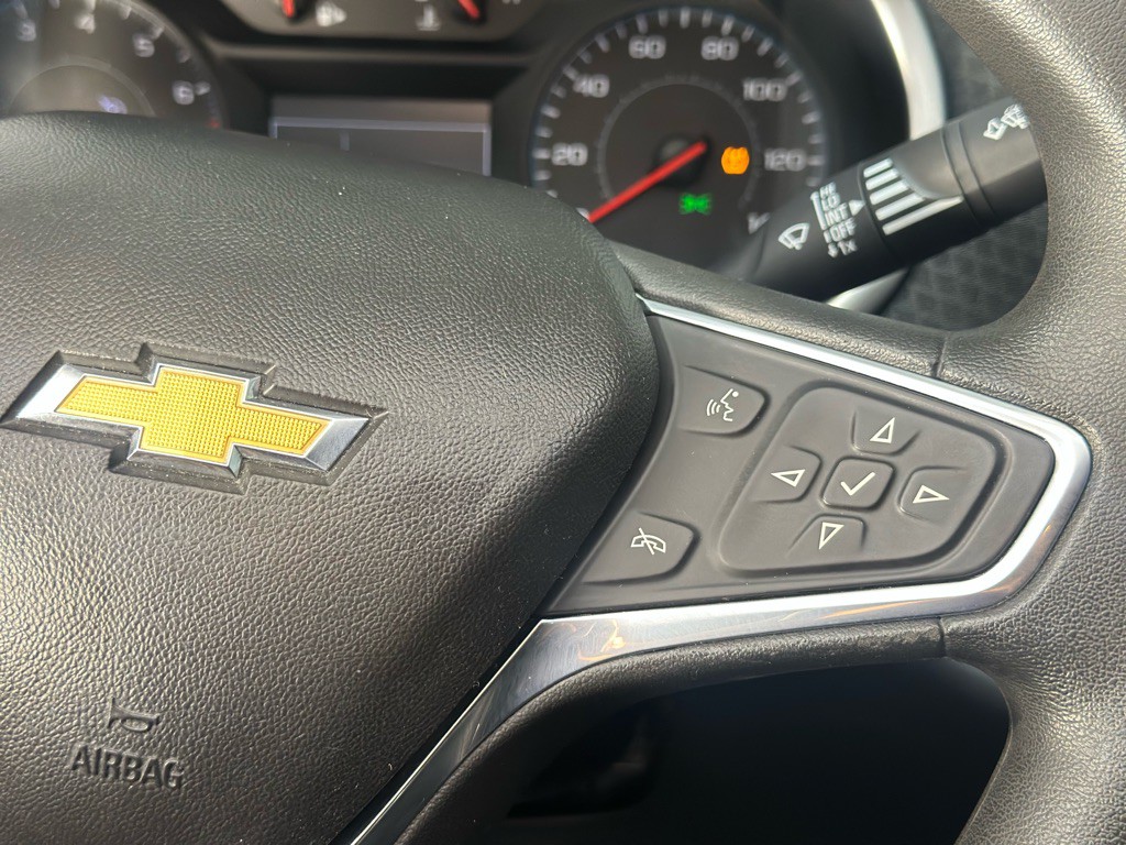 2017 Chevrolet Malibu Image 24