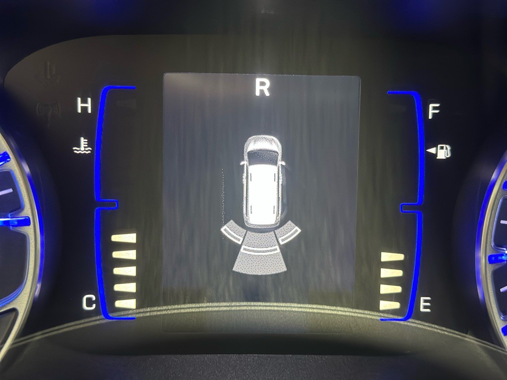 2018 Chrysler Pacifica Image 22