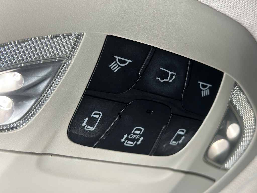 2018 Chrysler Pacifica Image 33
