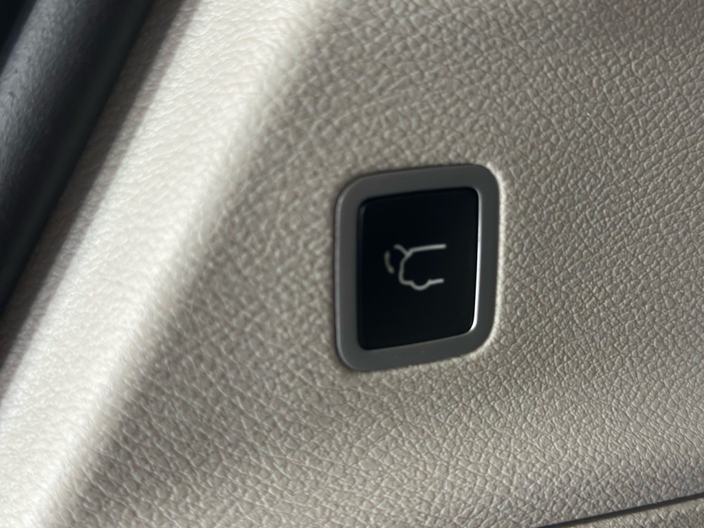 2018 Chrysler Pacifica Image 37