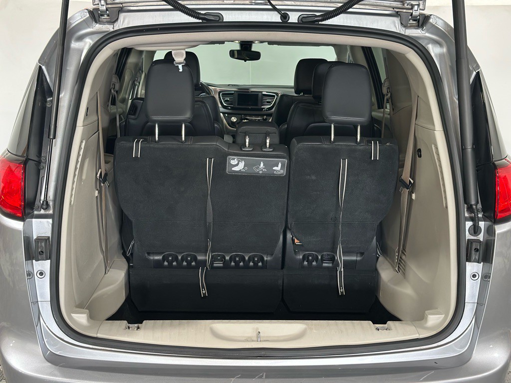 2018 Chrysler Pacifica Image 41
