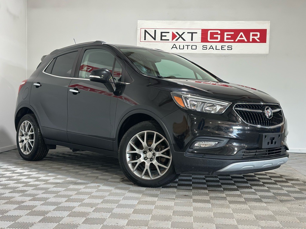 2017 Buick Enclave Image 1