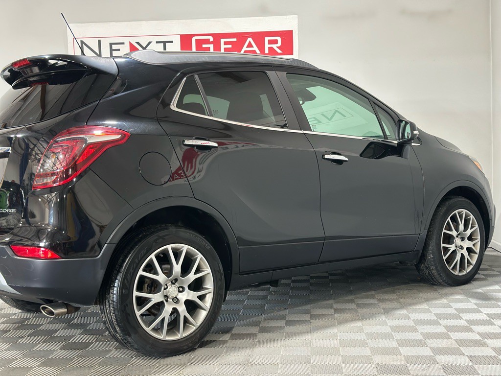 2017 Buick Enclave Image 9